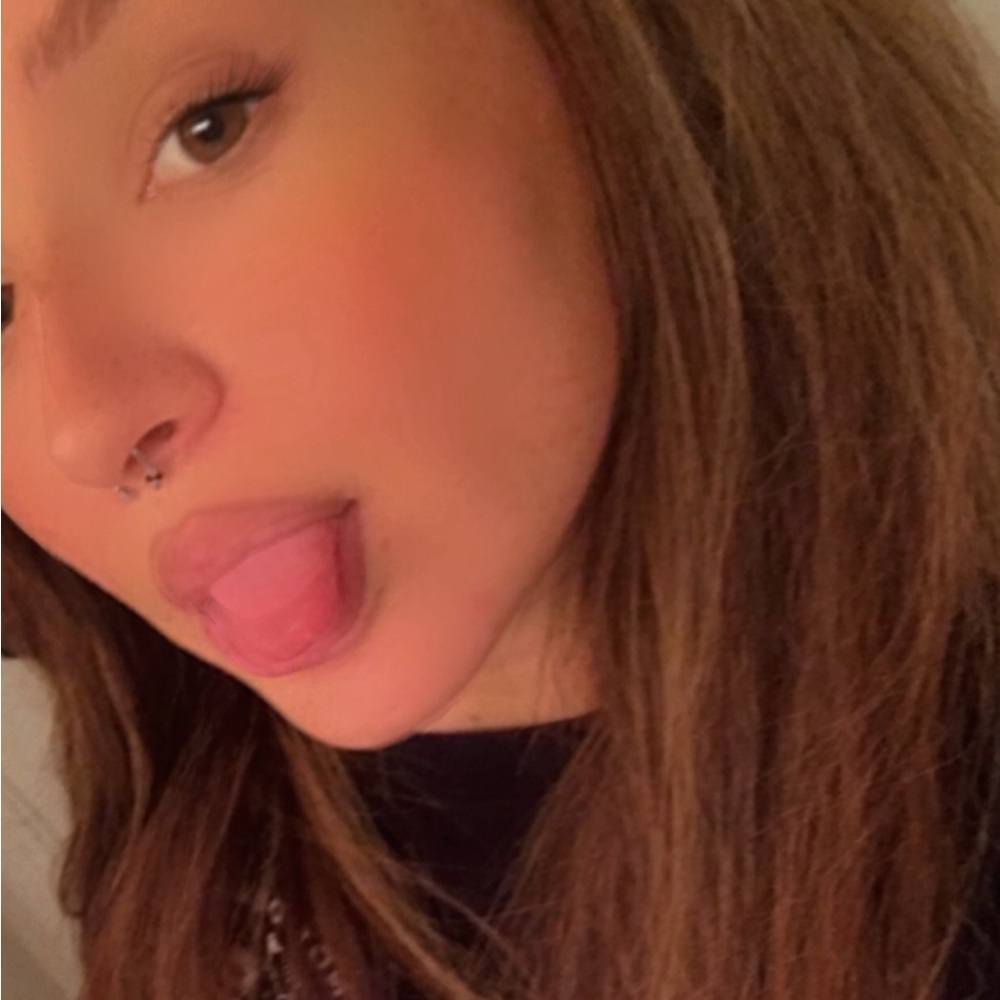 Meet your Posher, Alana